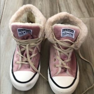 Fluffy high pink high tops
